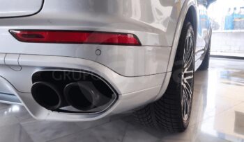 PORSCHE – Cayenne – 3.0 Diesel Platinum Edition lleno